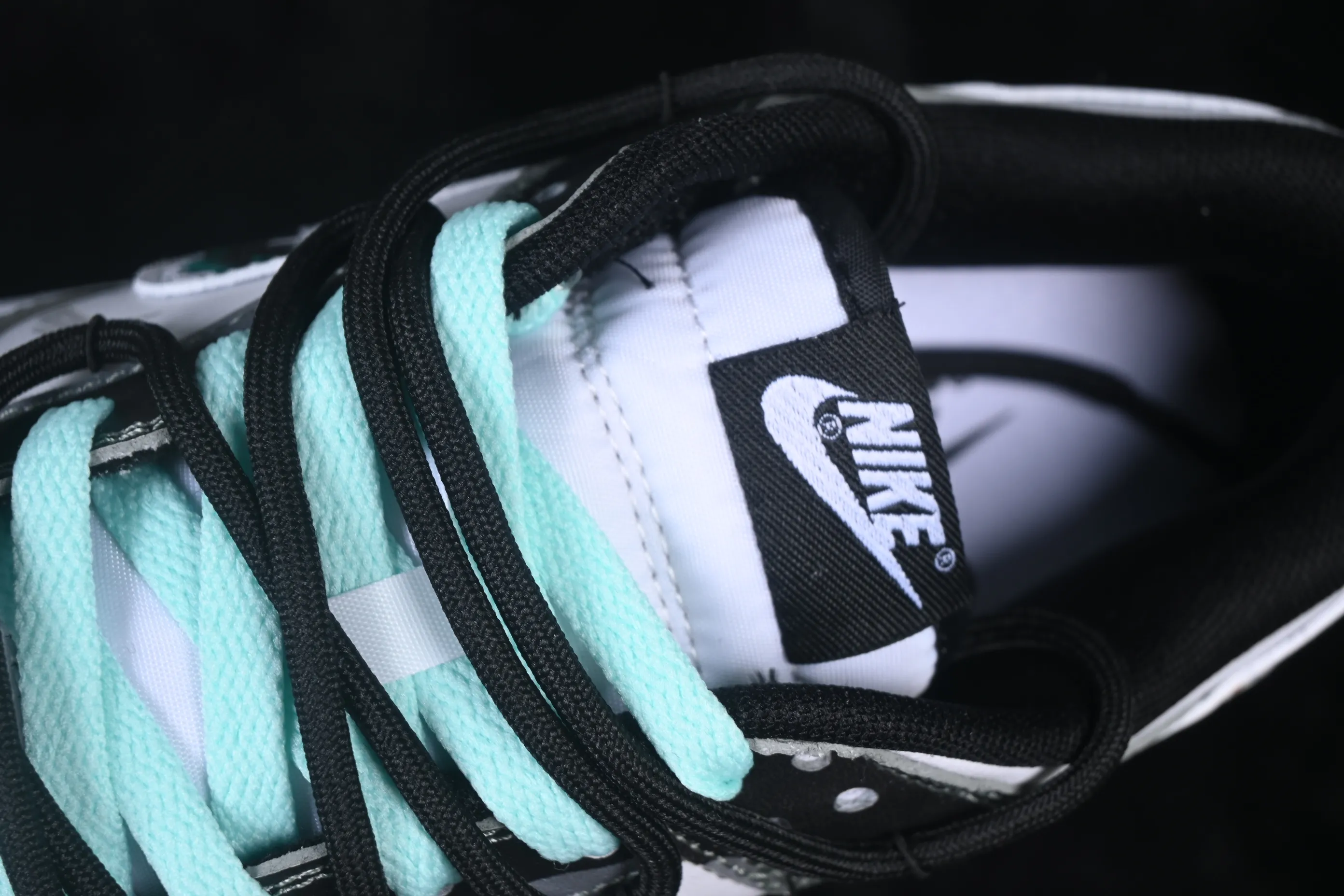 All categories Nk SB Dunk Series Nk SB Dunk Low High-end customized low-top sneakers Nike SB Dunk Low straps low-top casual sneakers DD1391-100